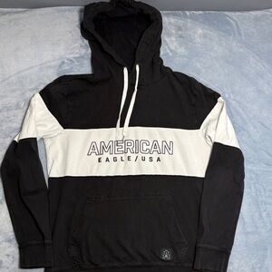 American Eagle Outfitters Black and White Colorblock Hoodie